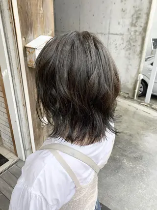 ミディアム カラー ヘアアレンジ VIM hairおもろまち店のヘアスタイル