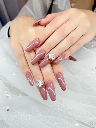 ネイル VIERU YURIのネイルデザイン