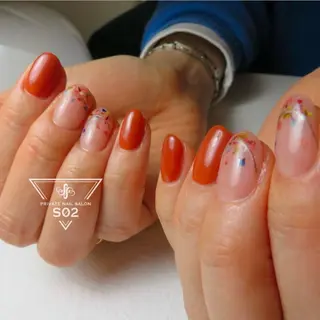 ネイル S02 𝙲𝚑𝚒𝚎のネイルデザイン