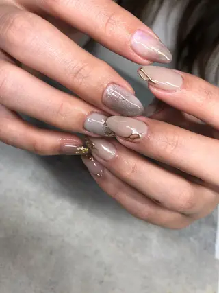 ロング カラー ヘアアレンジ キッズ ネイル マツエク・マツパ 福田 加奈のネイルデザイン