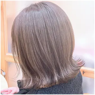 ミディアム カラー 千葉 悦子のヘアスタイル