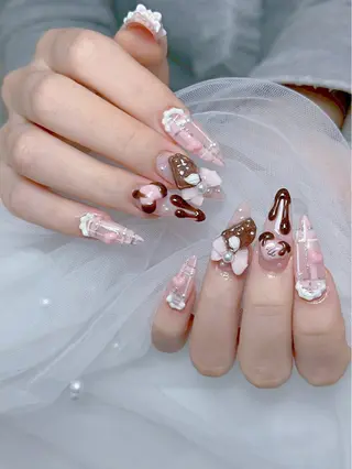 ネイル Mio_ Noiranailのネイルデザイン