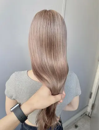 ロング カラー ベージュカラー💖 やすひろのヘアスタイル