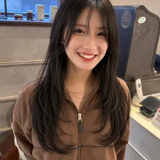 セミロング カラー おしゃれハイトーン 💗AKARIのヘアスタイル