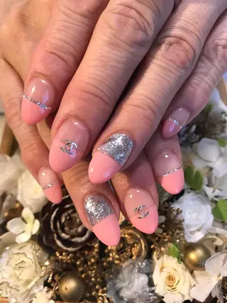 ネイル 吉岡 裕子のネイルデザイン