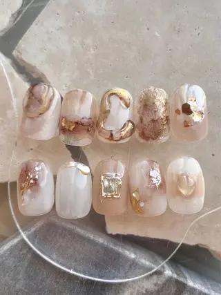 ネイル 深田 美雪のネイルデザイン