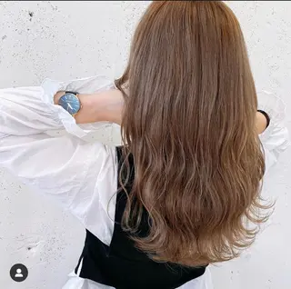 ロング 🦋ミルクティーベー ジュ🦋mayukiのヘアスタイル