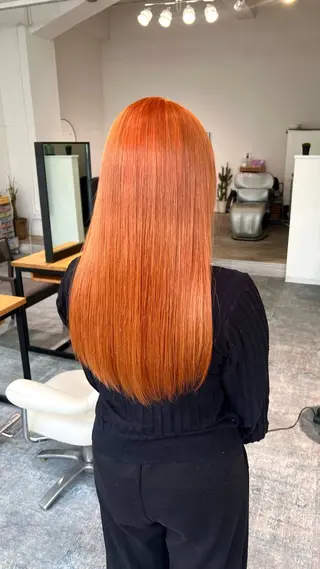 ロング カラー 🌈re-room EIKI🇰🇷のヘアスタイル