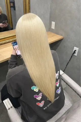 ロング カラー ミルクティー職人× HIROSEのヘアスタイル