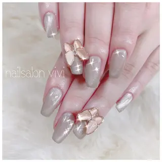 ネイル ＶＩＶＩ nailsalonのネイルデザイン