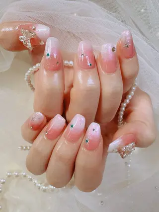 ネイル 高島 夏海のネイルデザイン