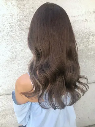 ロング カラー clomus所属・YUKA艶髪 🌸寛ぎ部屋のヘアスタイル