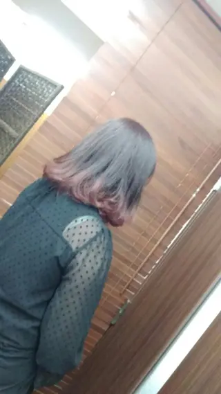 カラー masa ディレクターのヘアスタイル