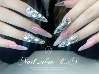 ネイル E.N🦋 長さ出し/持ち込みのネイルデザイン