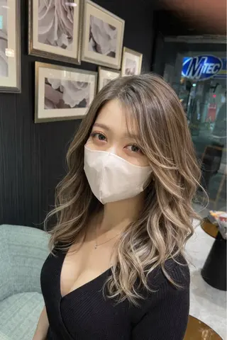 カラー 透明感のある艶髪なら 矢場町駅4番出口すぐのヘアスタイル