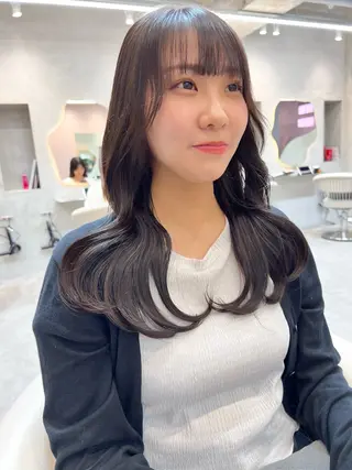 セミロング カラー ヘアアレンジ 🔶似合わせセンター パート/ヤス🔶のヘアスタイル