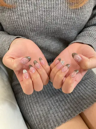 ネイル koyu 🩶のネイルデザイン