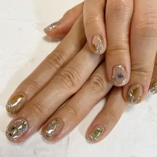 ネイル nail.gorin所属・吉村 優子のネイルデザイン