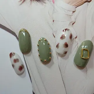 ネイル QULEONAIL所属・大城 裕麻のネイルデザイン