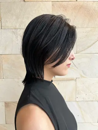 ミディアム 角岡 真帆のヘアスタイル