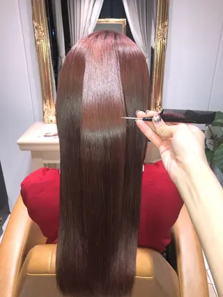 ロング 髪質改善　縮毛の達人 矢井由真のヘアスタイル