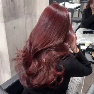 ロング カラー _WHITE +南海難波所属・YUMI YUMIのヘアスタイル