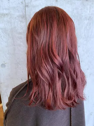 セミロング カラー ❤️カラー得意 🧡松浦睦樹❤️のヘアスタイル