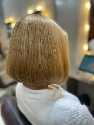 ミディアム 岡田 駿也のヘアスタイル