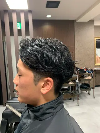 メンズ バーバーショップ涼桜新町店所属・田中大 パーマ/メンズカットのヘアスタイル