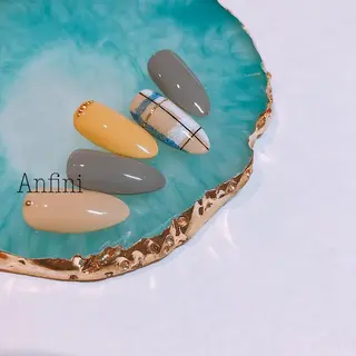 ネイル Anfini アンフィニのマツエク・マツパデザイン