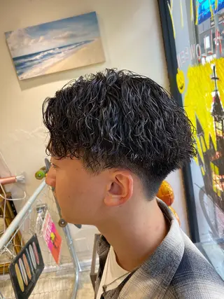 パーマ メンズ 🌴パーマオタク🌴 長谷川　諒佑🌈のヘアスタイル
