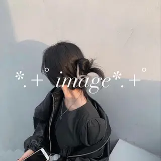 ロング カラー ヘアアレンジ AIN.ANLY.所属・韓国ｶﾞｰﾘｰ 🎀ミスズ🩰のヘアスタイル