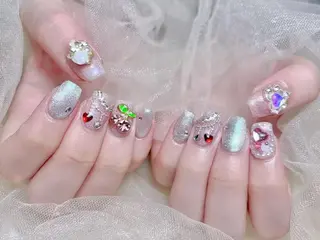 ネイル Yui 🧀のネイルデザイン