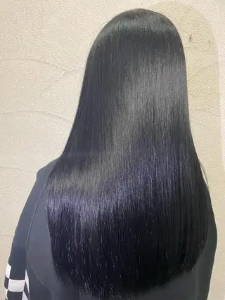 ロング カラー ash  takasaki所属・大塚 友茉のヘアスタイル