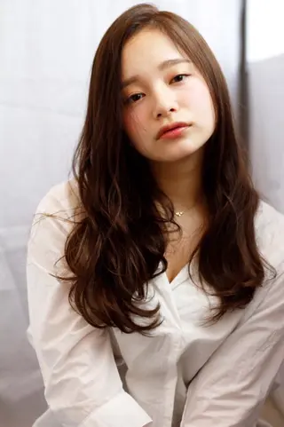 ロング Rely 美空のヘアスタイル