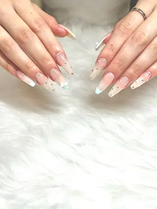 ネイル 【Laule‘a 】のネイルデザイン