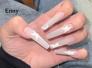 ネイル Enny ネイルサロンのネイルデザイン