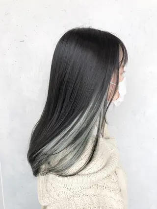 ロング カラー ヘアアレンジ ｲﾝﾅｰｶﾗｰ屋さん 🫧伊藤拓実のヘアスタイル