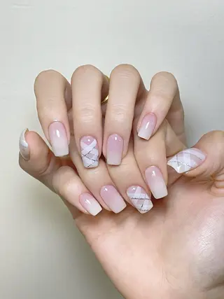 ネイル EE.Nail所属・FuFu.Nail 2️⃣番のネイルデザイン