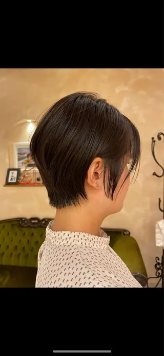 ショート ボブ ホノカのヘアスタイル