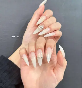 ネイル HIN NAILのネイルデザイン