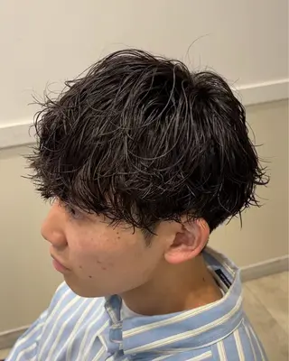 ショート パーマ メンズ クセを最大限に活かす メンズパーマ奈良大祐のヘアスタイル