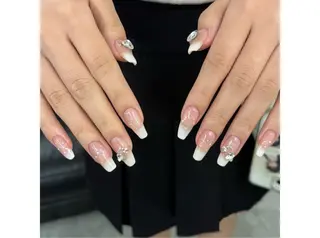 ネイル YK 美学院のネイルデザイン