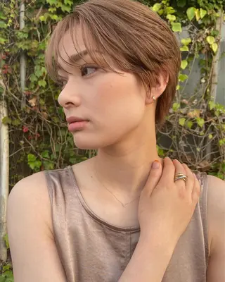 ショート 小玉 杏華のヘアスタイル