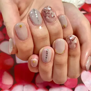 ネイル LOVEnail tomoのネイルデザイン