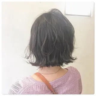 ショート カラー パーマ 中村 碧のヘアスタイル