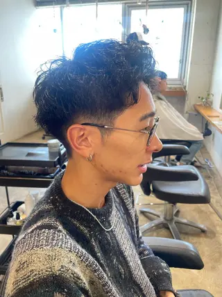 ショート カラー パーマ メンズ RIN／韓国ヘア レイヤーカットのヘアスタイル