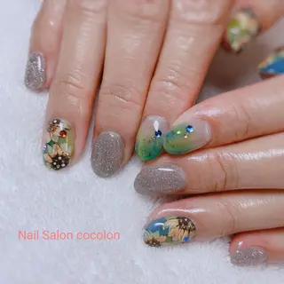 ネイル 柴崎 美幸のネイルデザイン