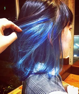 ミディアム カラー ワタベ ハヤト/ トップデザイナーのヘアスタイル