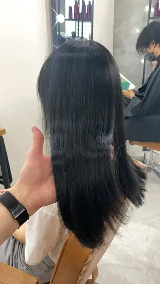 セミロング カラー 韓国ヘア特化💍 tiam💍ブリーチのヘアスタイル